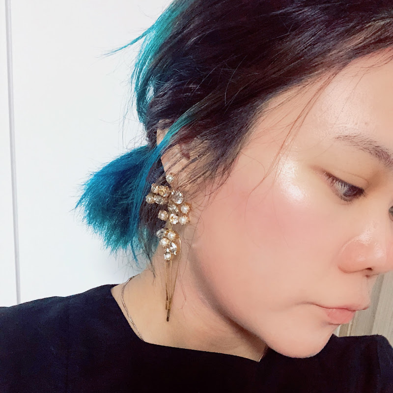 Ho Phoebeaki - 網紅的藏寶箱 