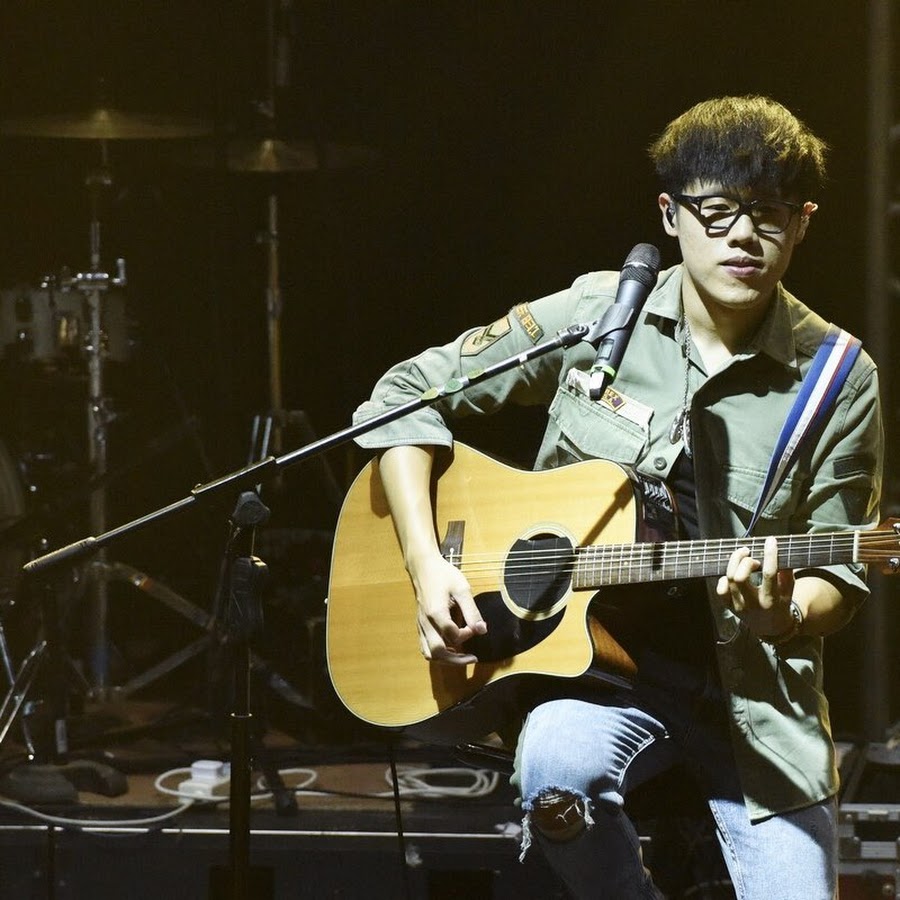 八三夭劉逼 Youtube