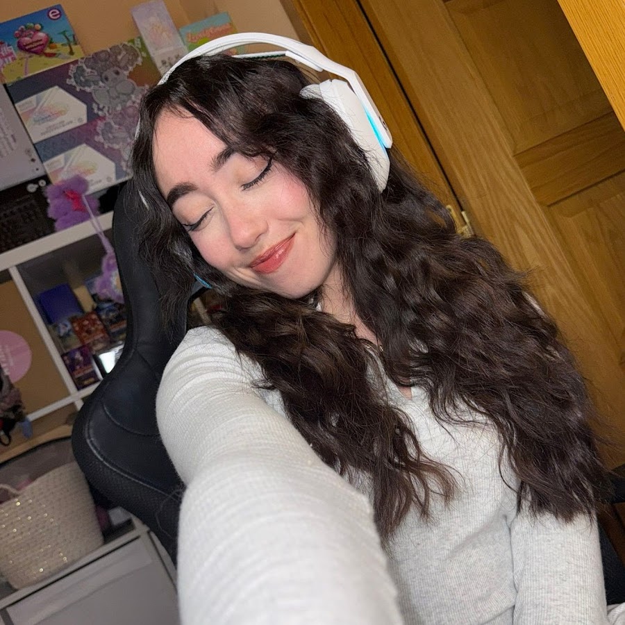 Ponme una MUJER que haga mejores STREAMS que ESTA - Forocoches