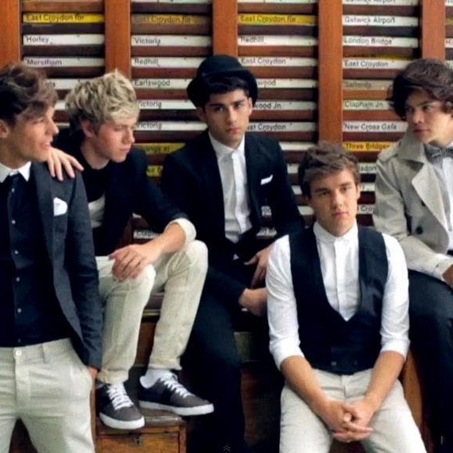 One direction taken. One direction photoshoot take me home. one direction 2012. one direction photoshoot. one direction альбом take me home.