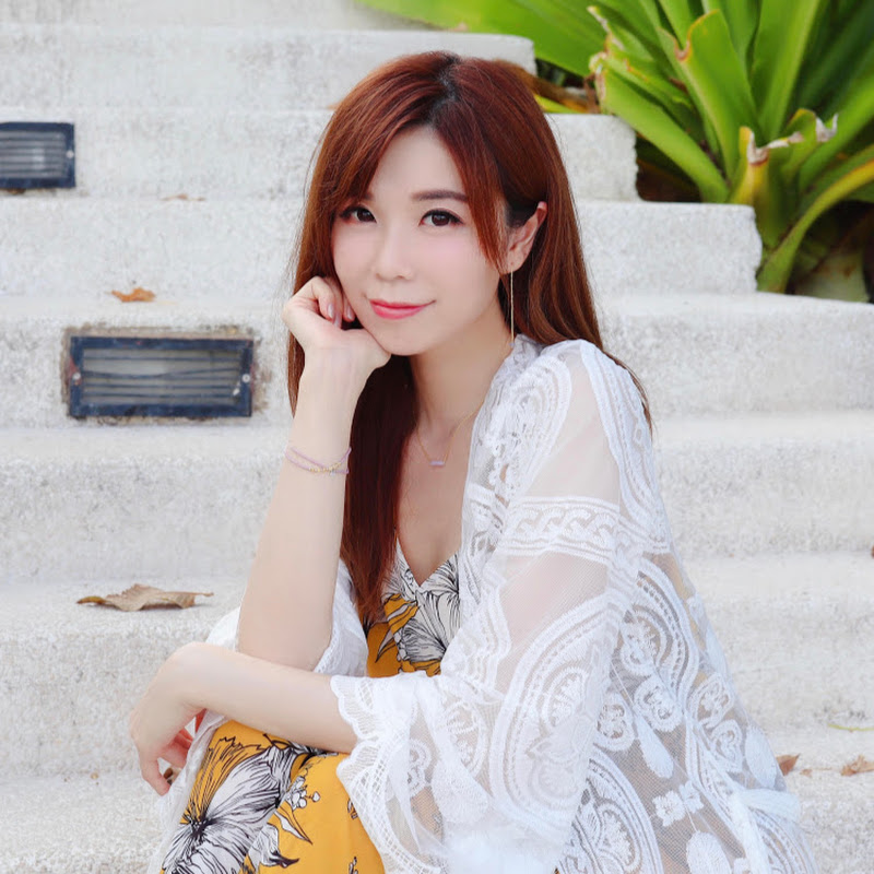 Vera Liu - 網紅的藏寶箱 