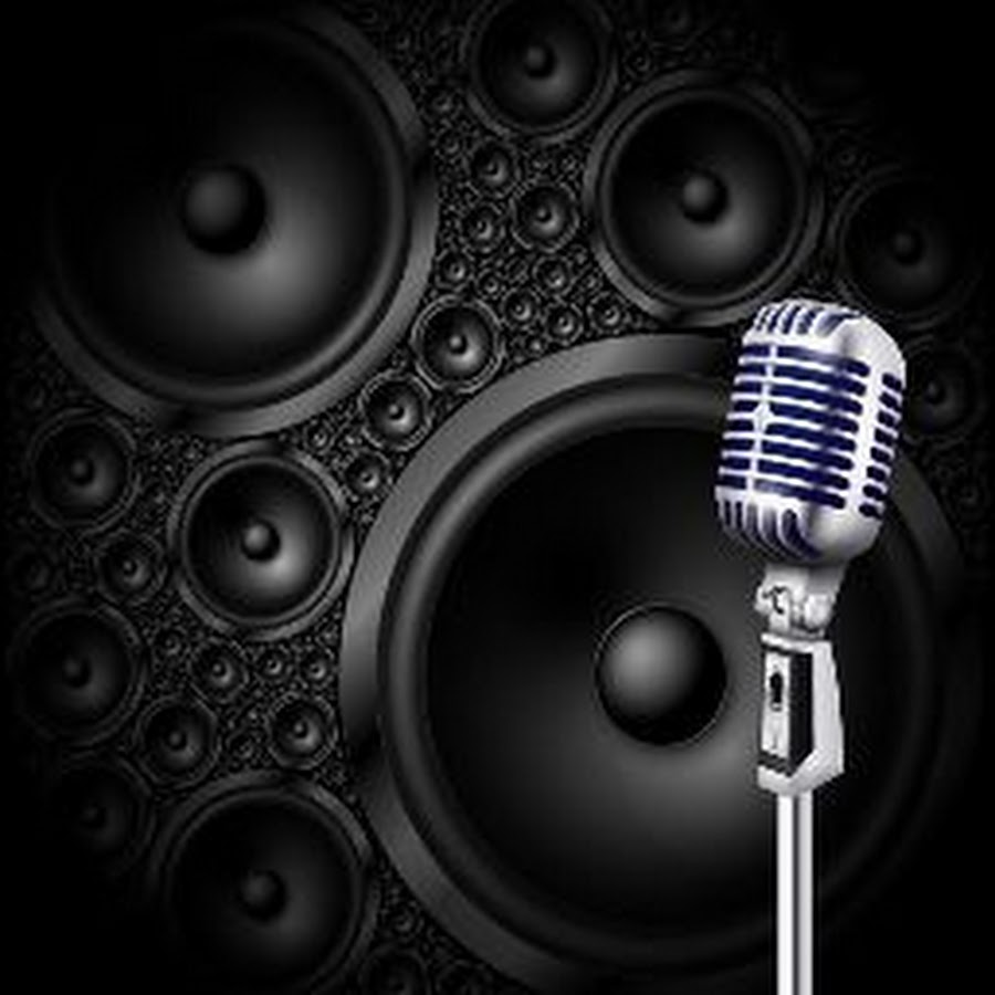 Microphone with speakers