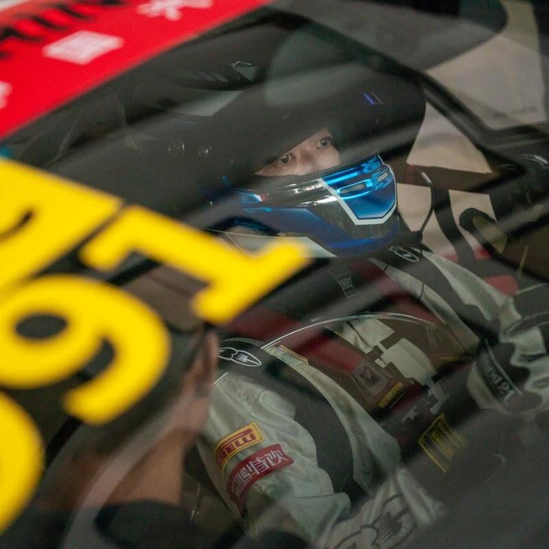 CHENG SAM - 網紅的藏寶箱 