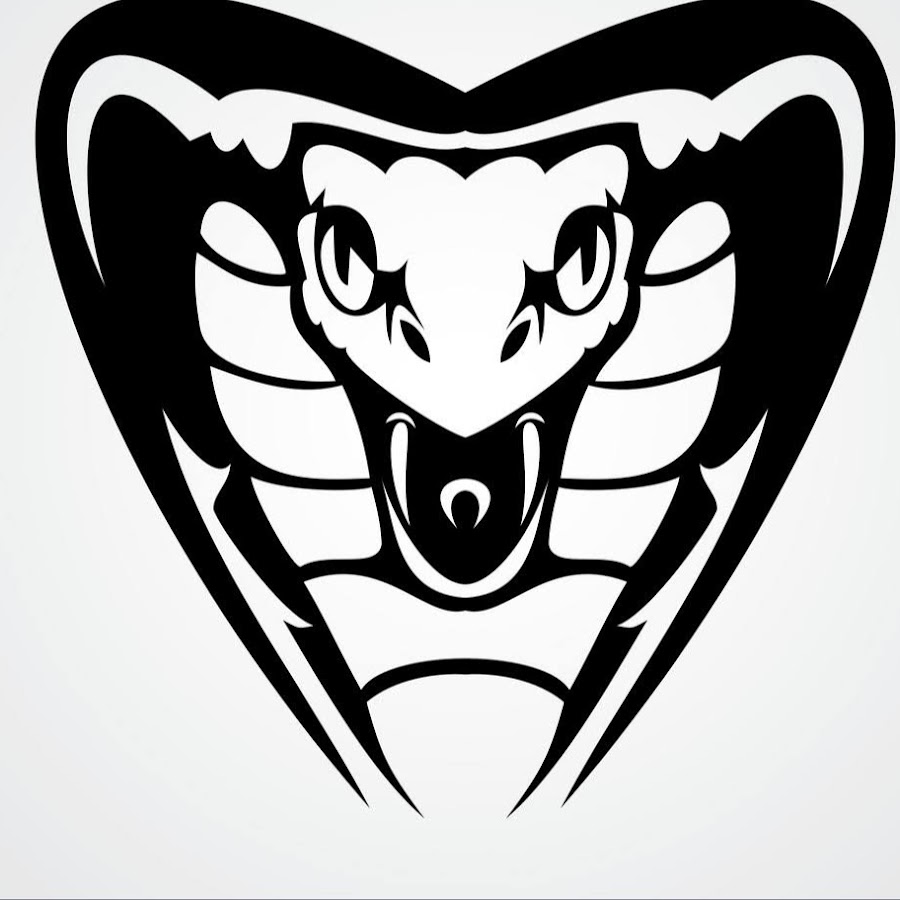 Эскиз морда змеи