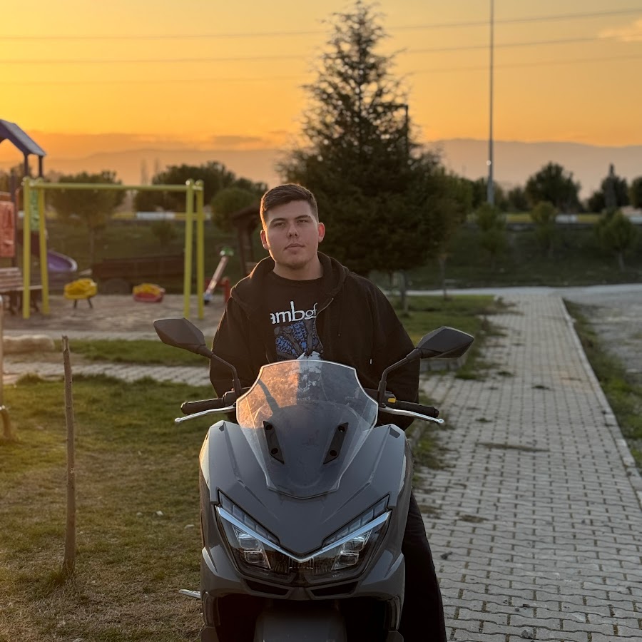 Эдит франсез crystal castles. Элис гласс и итан кэт. Goodbooks crystal castles. Crystal castles leni. Эдит фрэнсис crystal castles.