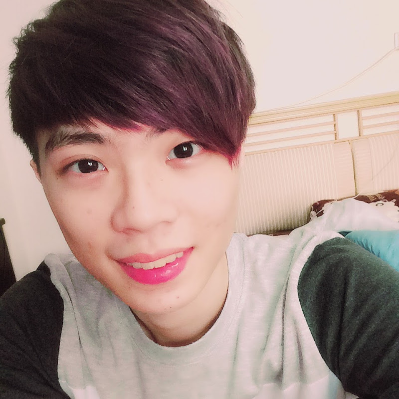 Royz羅伊 - 網紅的藏寶箱 