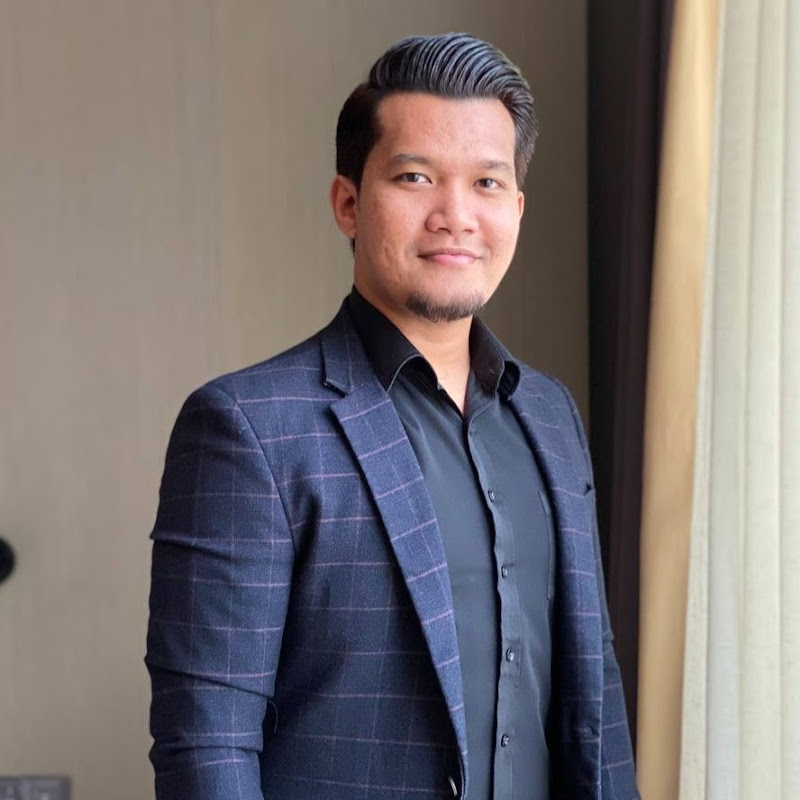 Farhaan Rahmat - 網紅的藏寶箱 