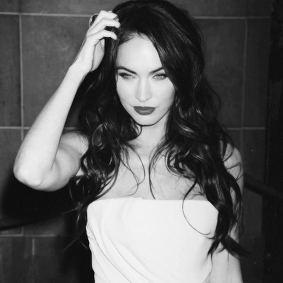 Меган де крук. Меган фокс с черными волосами. Меган де крук. Меган фокс сейчас 2023. Меган де крук.