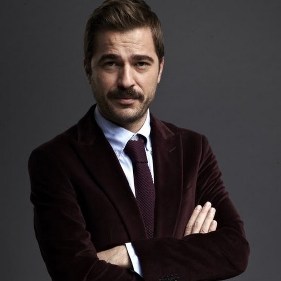 Эртугрул актер энгин. Энгин алтан эртугрул. Энгин алтан турецкий актер. Энгин алтан дюзьятан фото. Энгин алтан дюзьятан.