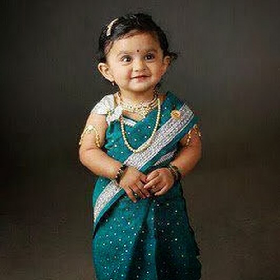 Самые красивые индийские дети. Джиоти амге маленькая женщина. Маленькая индианка. Маленькая индийская девочка. Индийские дети в национальных костюмах.