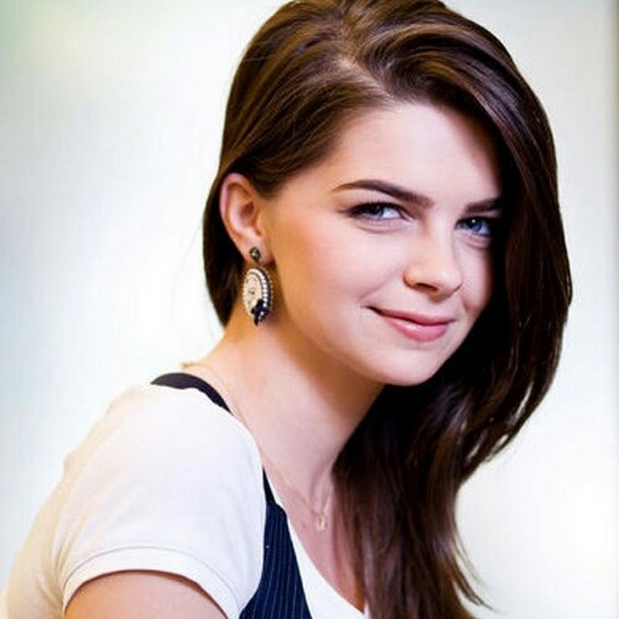 Пелин Карахан