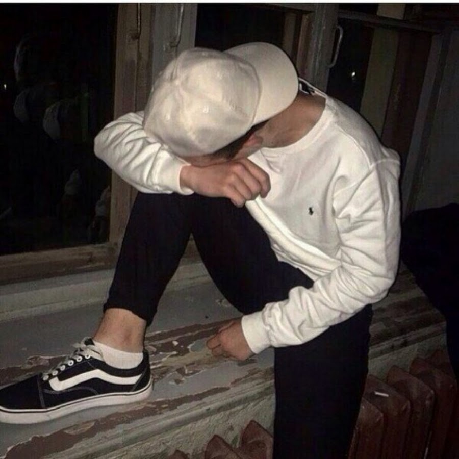 Пацан в школе без лица