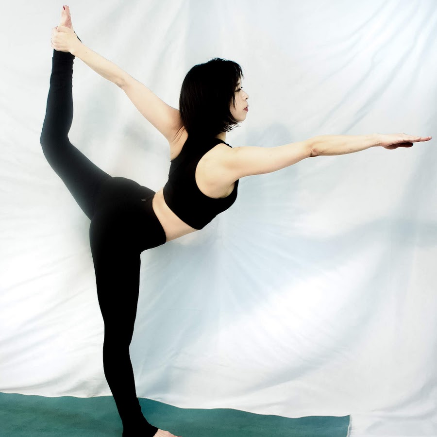 Reiko Rogers Yoga - YouTube