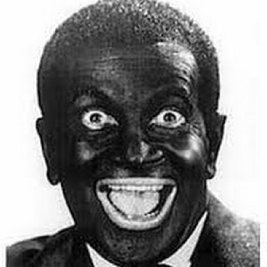 я смотрю в телефон и улыбаюсь мем (93) фото