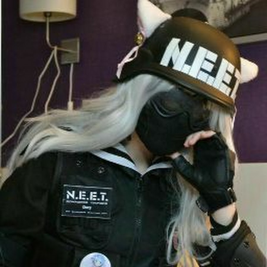 E. Шлем swat. Шлем neet. P r se e e e. E.