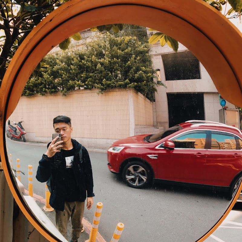 ALVIN.C - 網紅的藏寶箱 