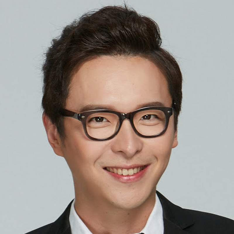 Astrologer Angus in Taiwan - 網紅的藏寶箱 