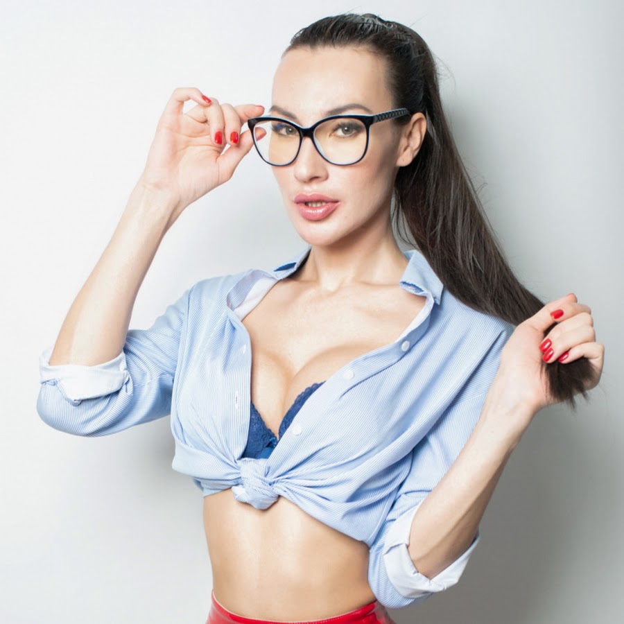 Super molly. Super Molly 777 онлифанс. Ольга Скорик super Molly. Super Molly supermolly777. Недвижка м супер Молли