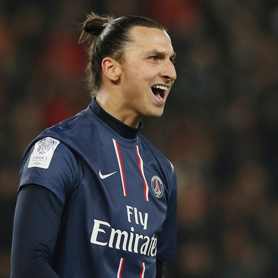 мактоминай манчестер. парень с футбольным мячом. I never football. ван перси в бутсах адидас. ливерпуль на телефон джеррард.