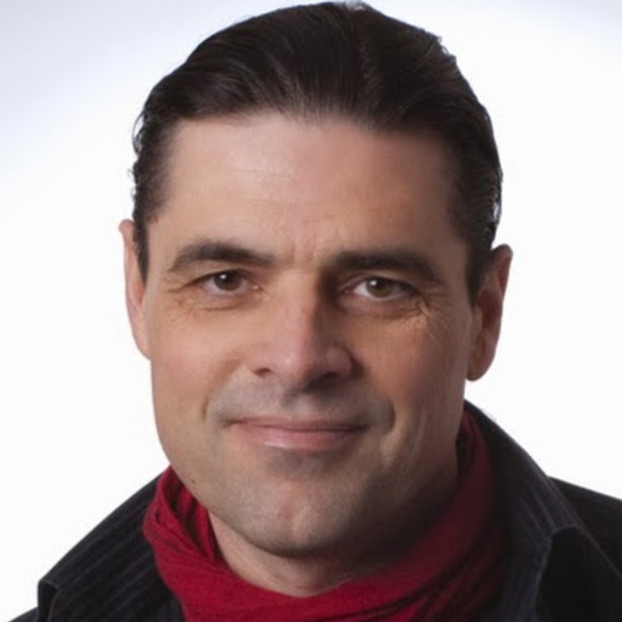 Ниллсон. Продюсер паркер. Стив паркер блоггер. Глава наса майк гриффин. Стив паркер создатель.