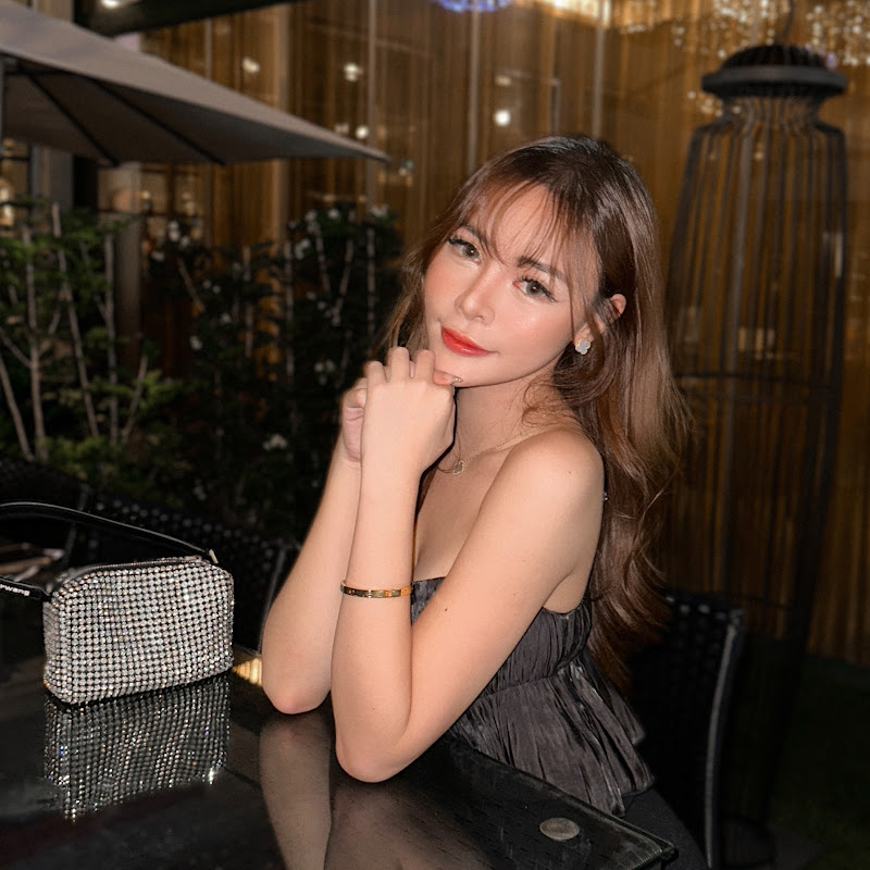 Beatrice Ng - 網紅的藏寶箱 