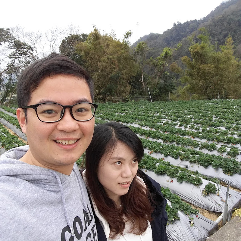 TzuChi Kao - 網紅的藏寶箱 