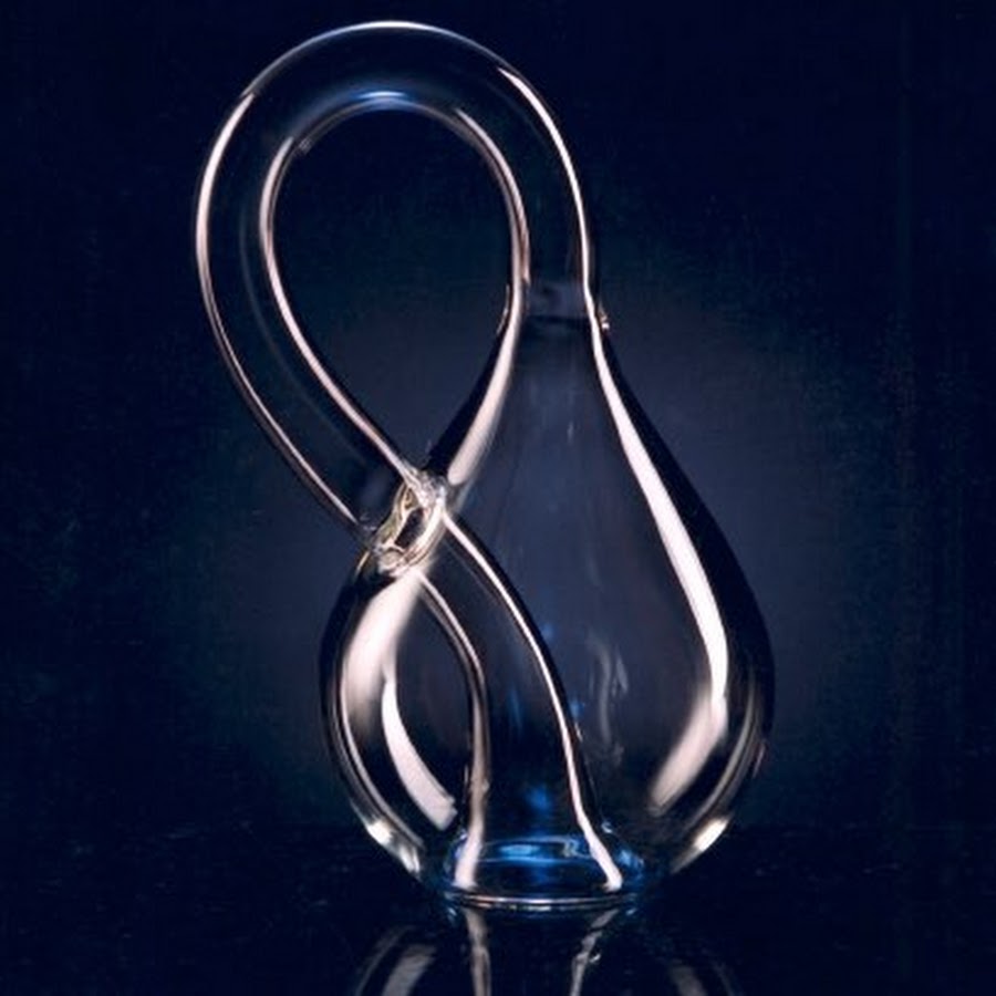 Бутылка клейна (кляйна). Бутылка клейна (кляйна). Декантер бутылка клейна. Колба клейна. Бутылка клейна (кляйна).