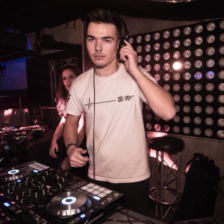 Living legends исполнитель. хип хоп 2022. диджей кей оне. Dj kay slay instagram. диджей кей.