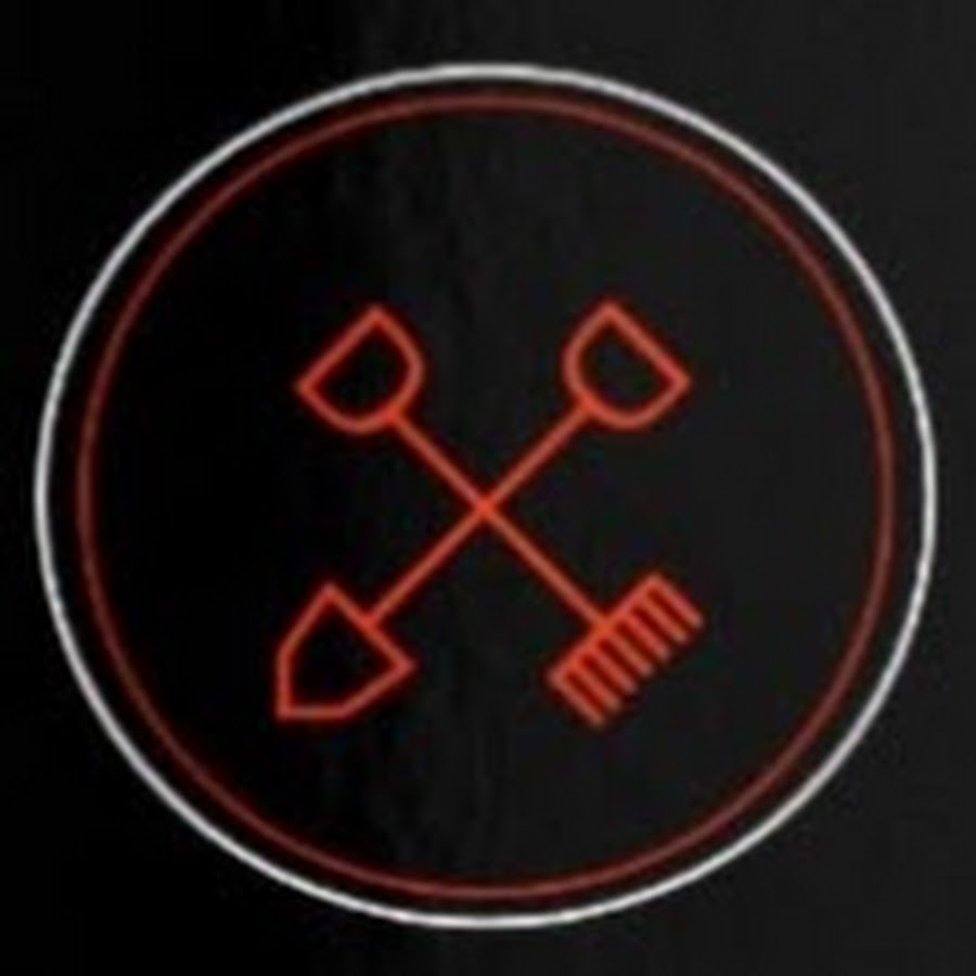 злой пожилой человек.