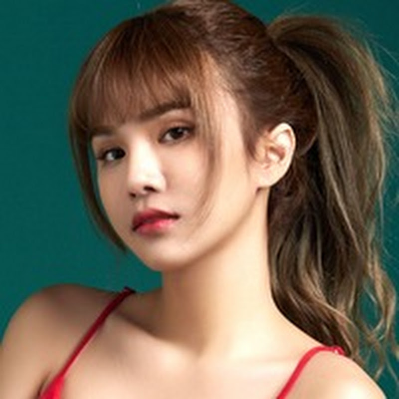 小A辣 - 網紅的藏寶箱 