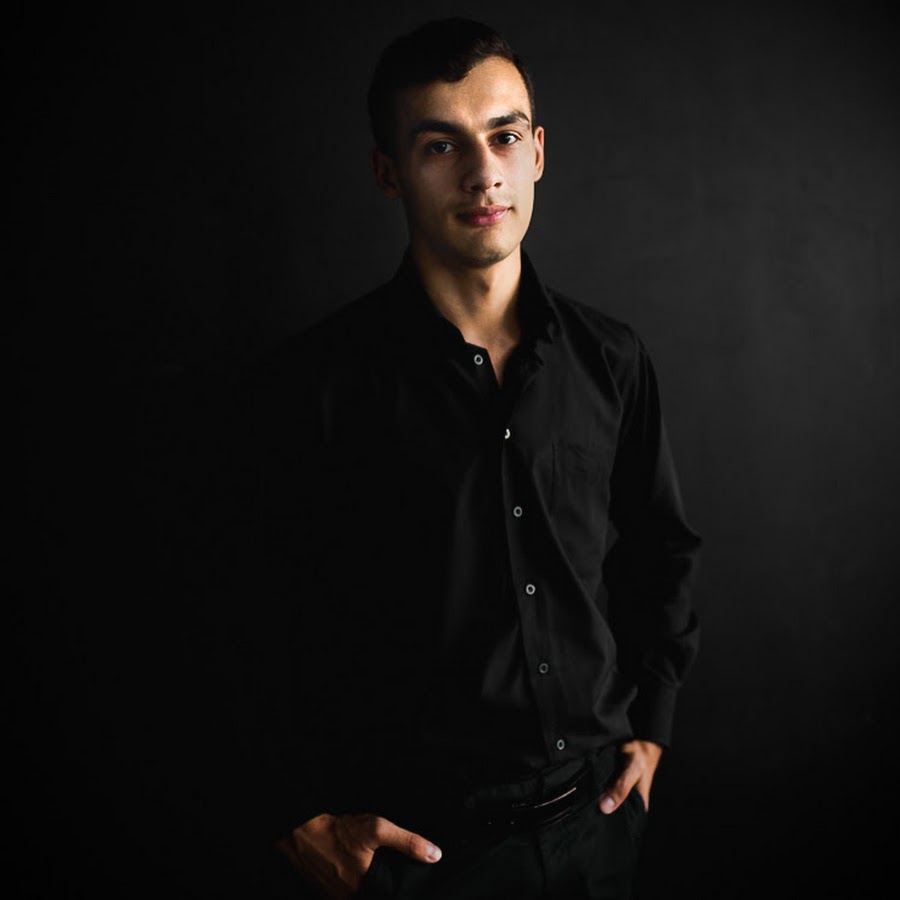 борис нуралиев 1с. директор 1с борис нуралиев. раиль нуралиев. нуралиев карим. владислав лето стат.