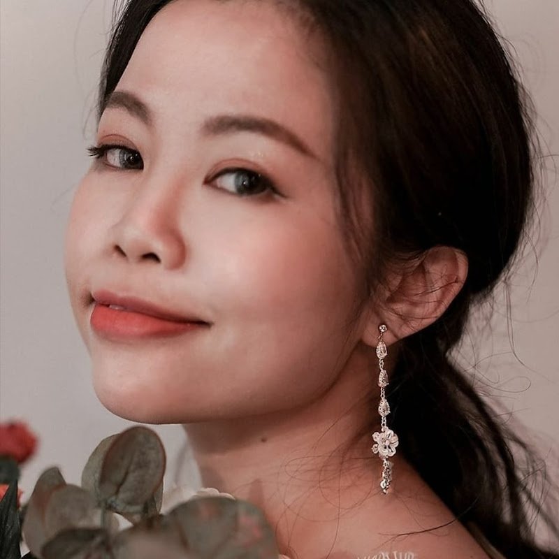 Elyse N - 網紅的藏寶箱 