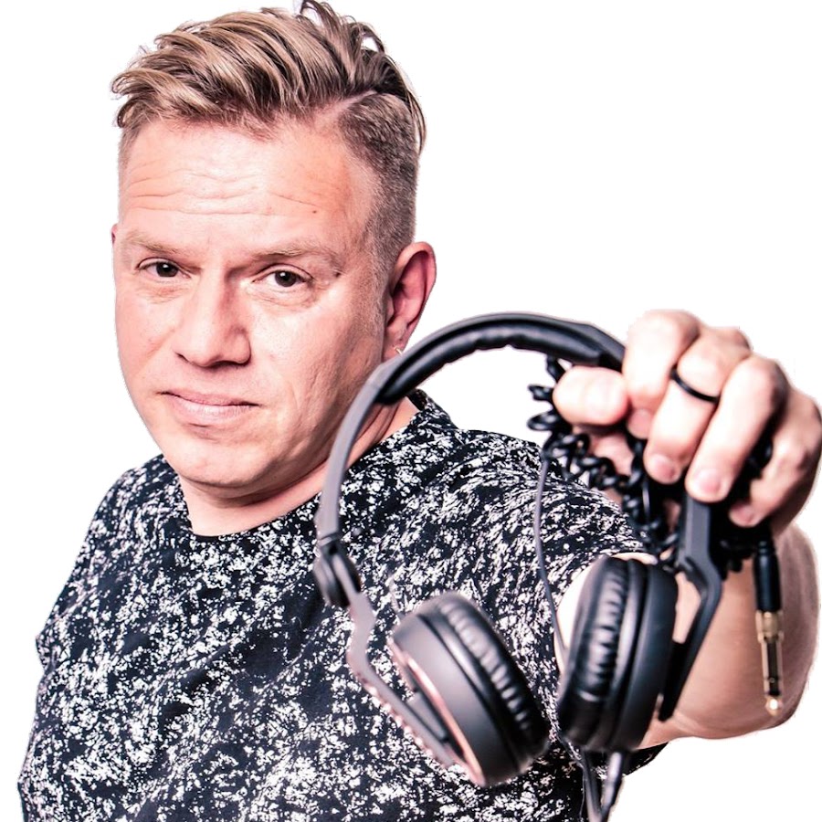 Dj jan white. Dj jan. прическа у диджей ян. диджей ян попов. диджей ян сафин.