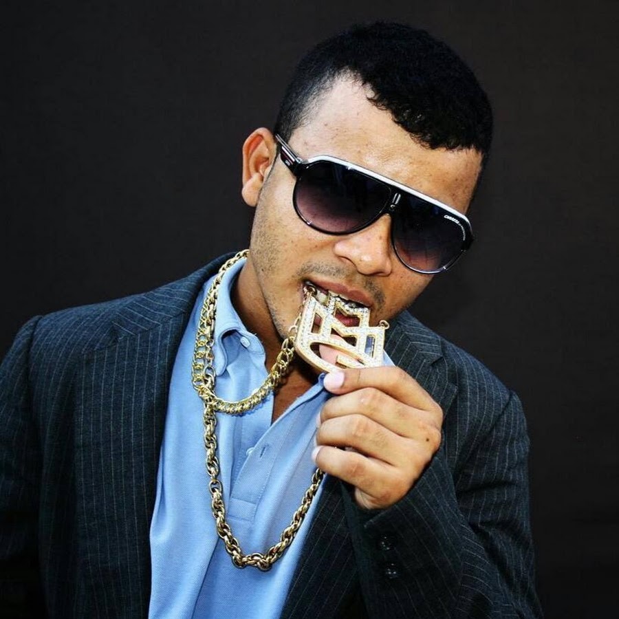 Джакс мортал комбат 11. Черный m m s. Черный m m s. Mortal kombat 11 jax. Джакс бриггс мк11.