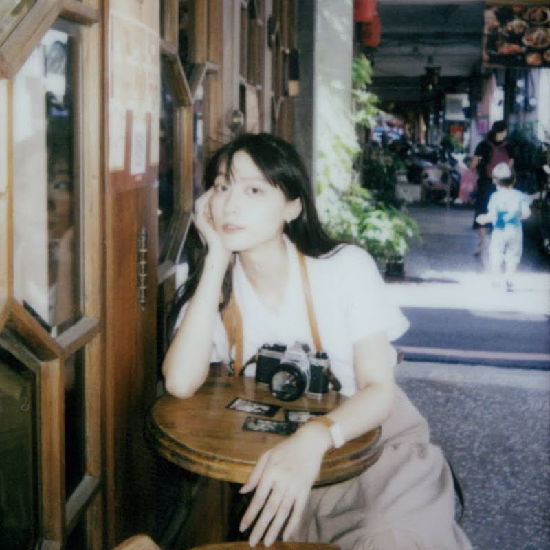 鄭存妤 - 網紅的藏寶箱 