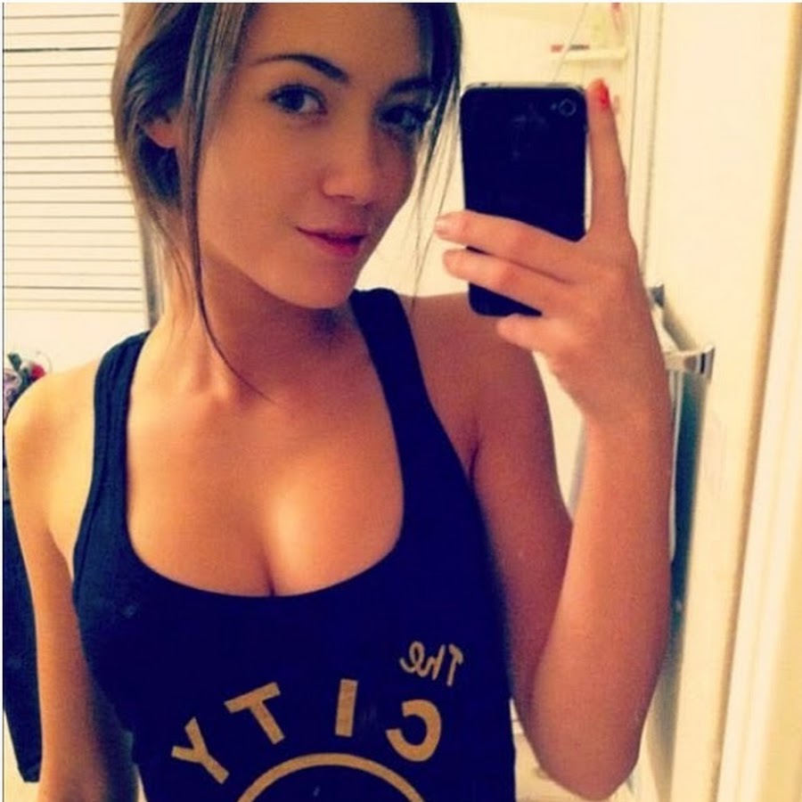 Selfie gallery. Selfie gallery. Selfie gallery. селфи американских девушек. девушки фоткают.