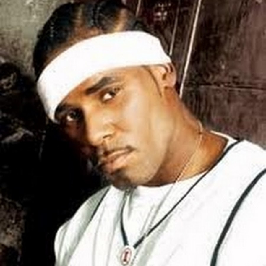 R kelly сейчас. Певец r kelly. R kelly. T feat. Р келли википедия.