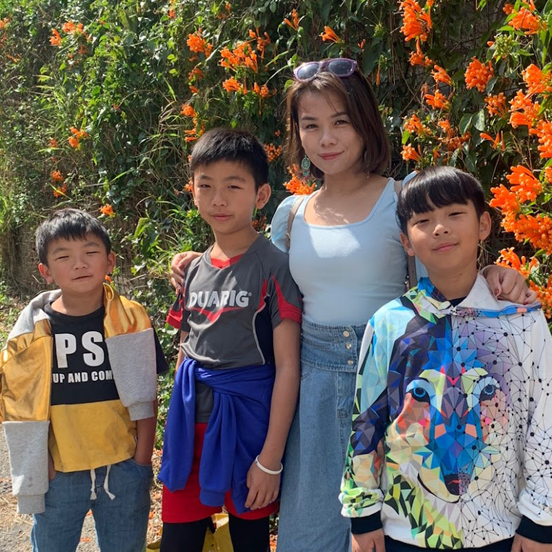 alisha sato - 網紅的藏寶箱 