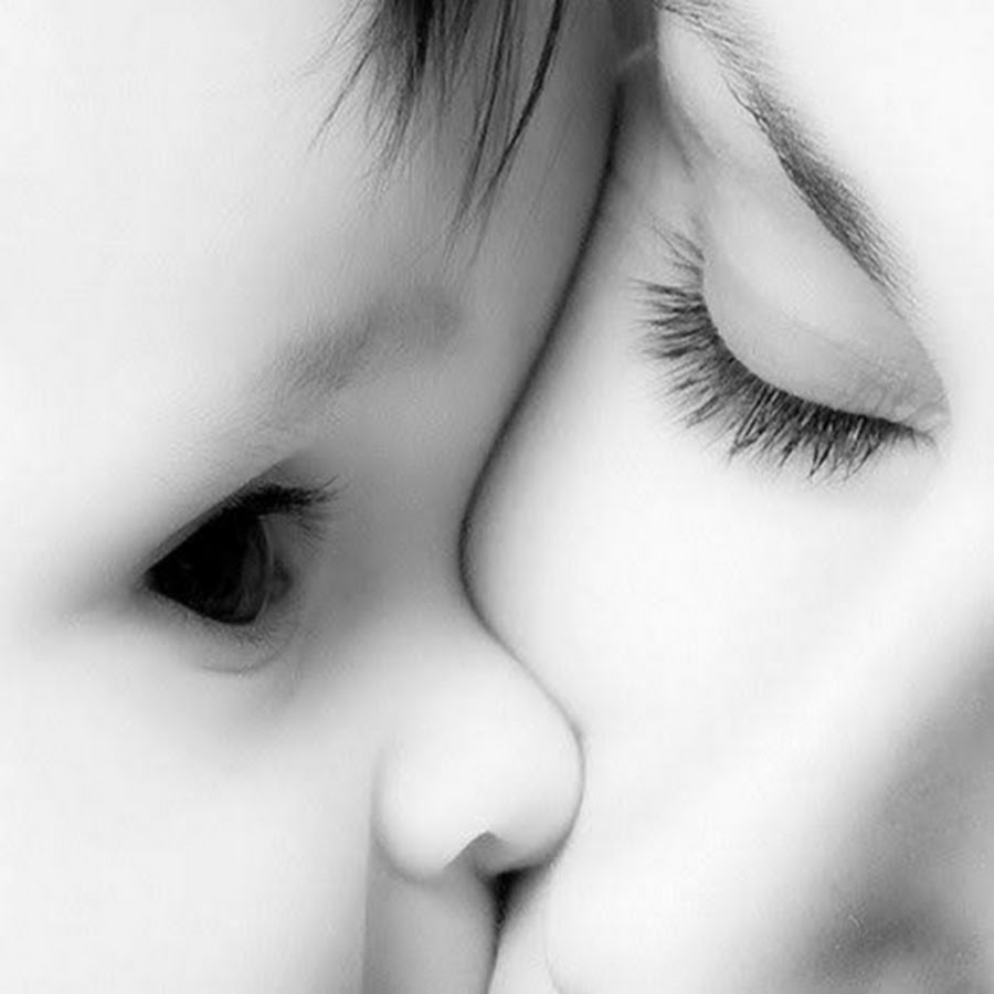 Поцелуй матери