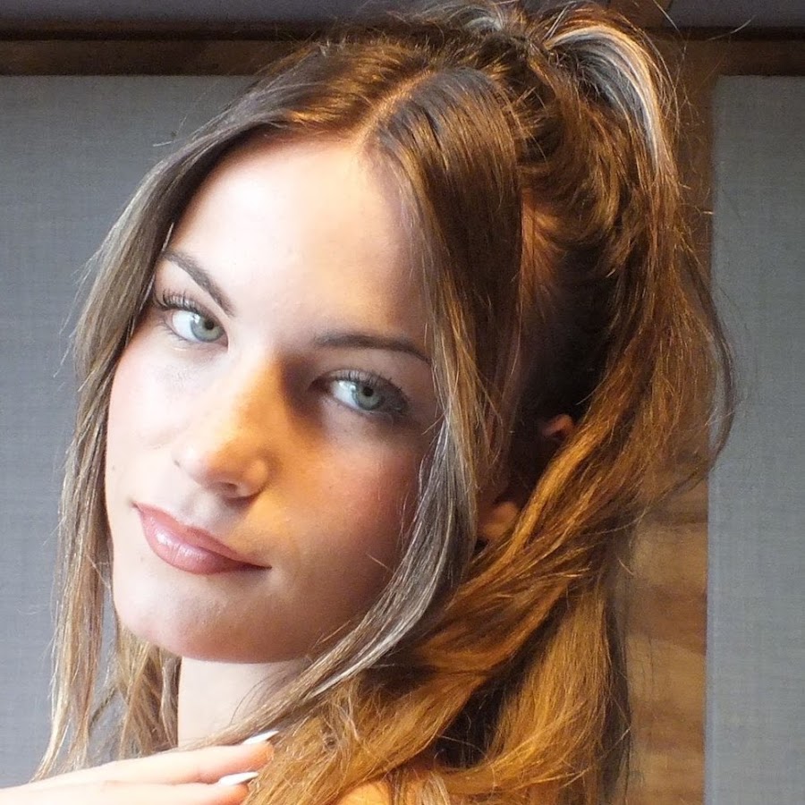 Charlotte Summers Youtube