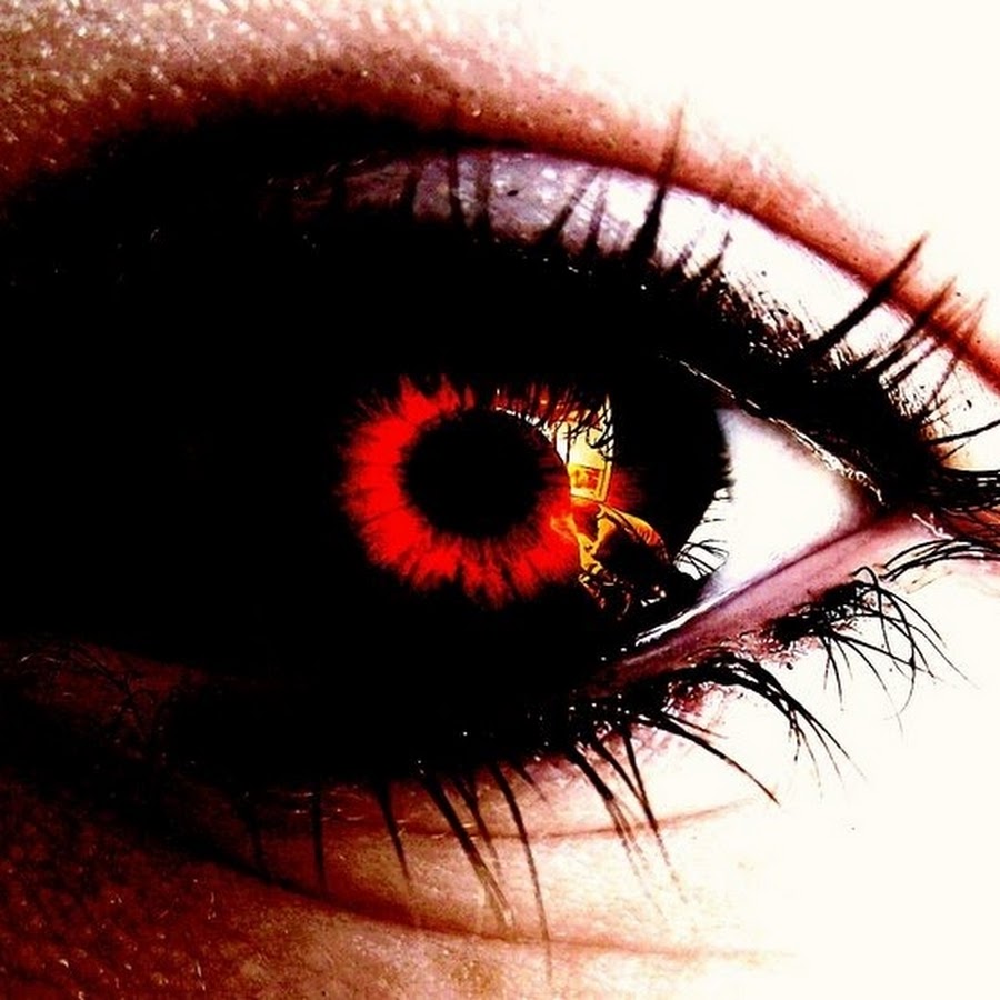 Ruby Red Vampire Eyes - SSE - 4K-2K-1K at Skyrim Special Edition Nexus - Mods an