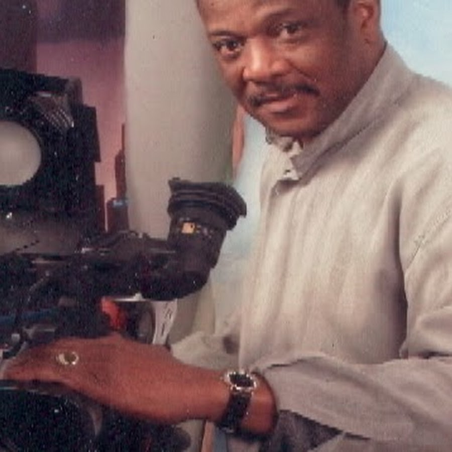 Leslie Elie - YouTube