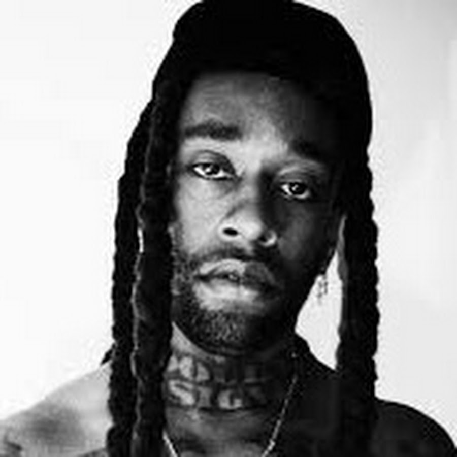 Kanye west feat ty dolla ign everybody. Ty Dolla $IGN, Бюлов. Two Dolla $ing цвет глаз. Ty Dolla sign with chicks. Diamond Mind Dr. Dre, Nipsey Hussle, ty Dolla $IGN.