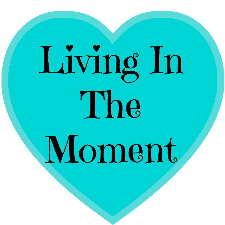 Nag Komakain Sa Dahon Ng Sageng Na Drawing