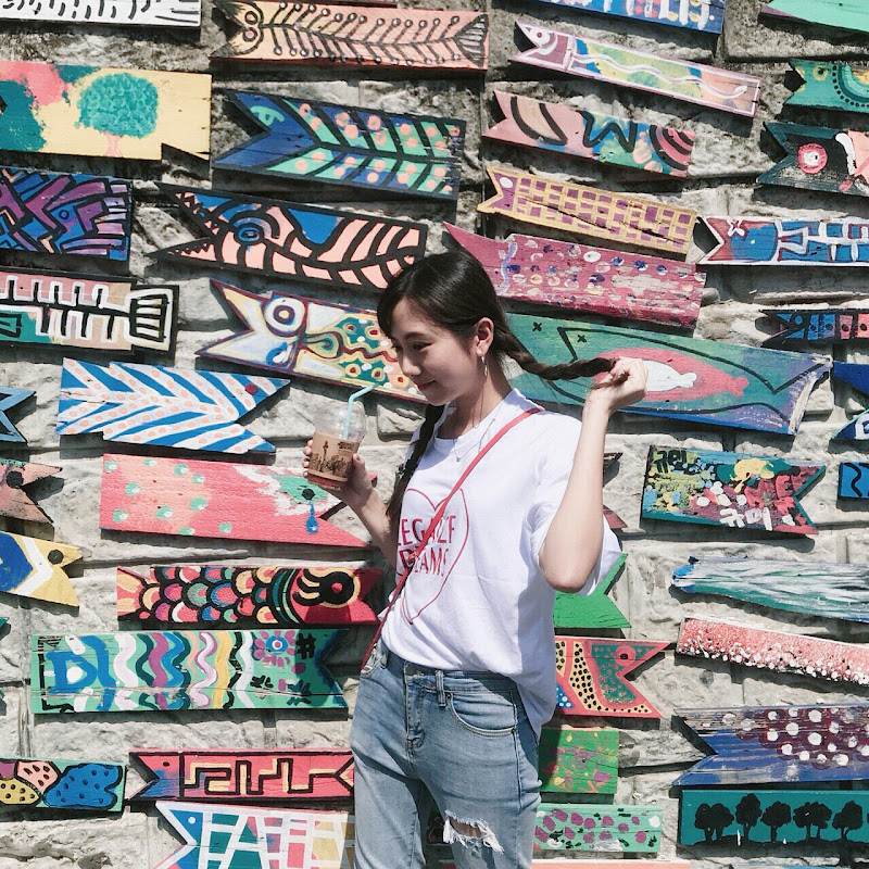 Eleanor Lin - 網紅的藏寶箱 