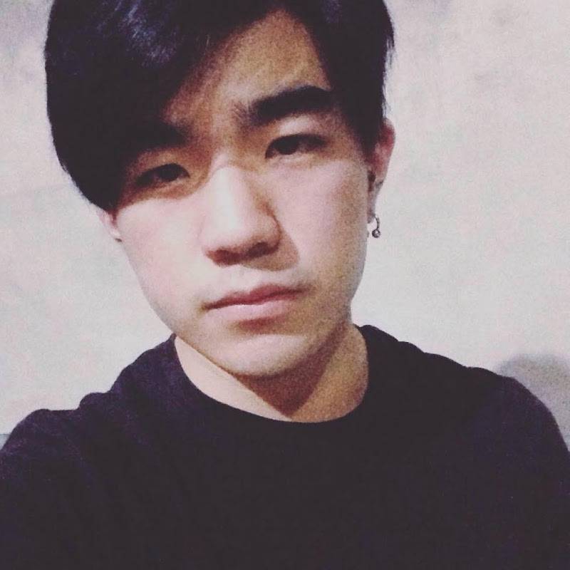 EDIBOSS - 網紅的藏寶箱 