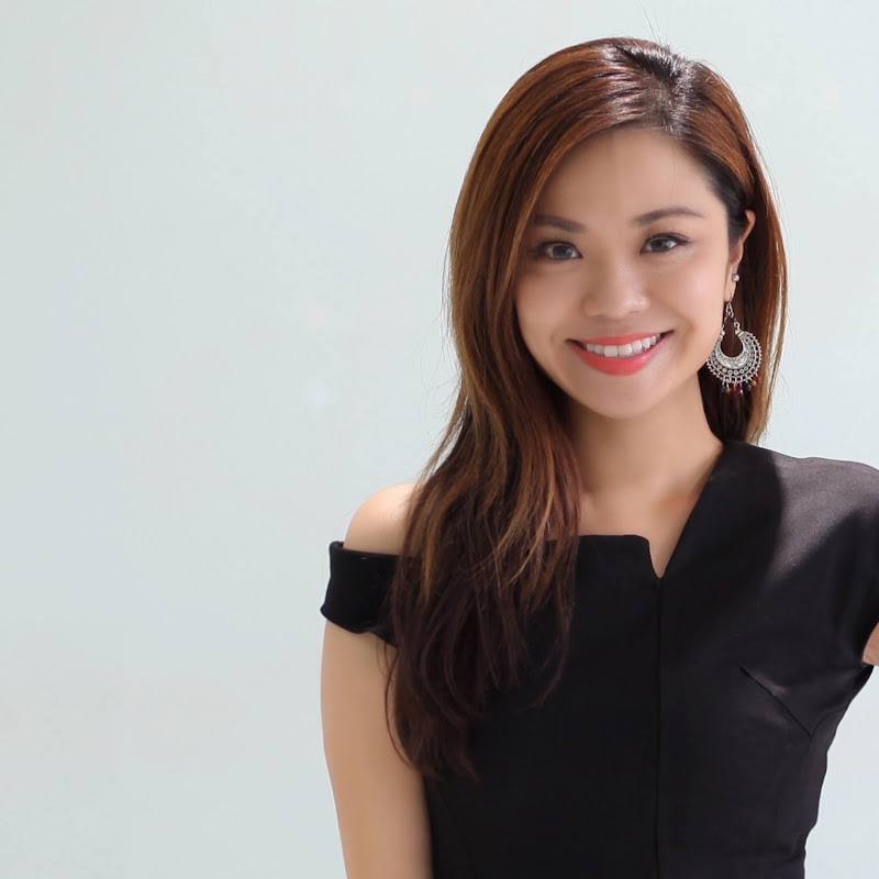 Carmen Lo - 網紅的藏寶箱 