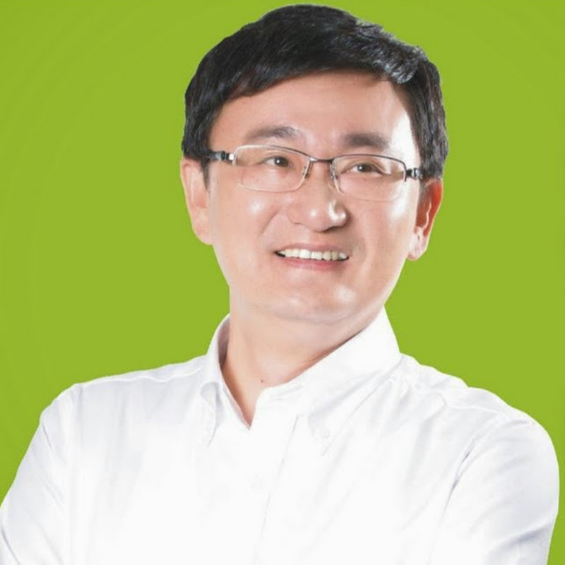 黃國書 - 網紅的藏寶箱 