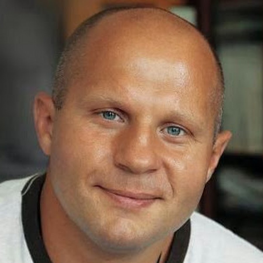 Стали неинтересны. Демотиваторы девушки лицо. Что то скучно стало жить. Предложениесо словом молодёжь. Стали неинтересны.