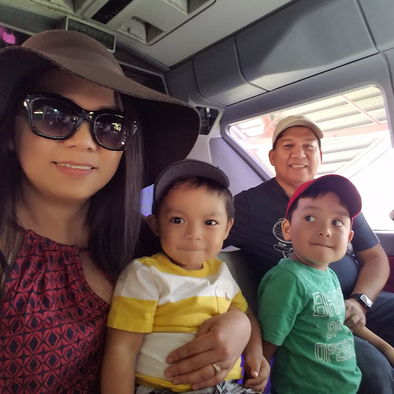 NATHAN VLOGS & FAMILY